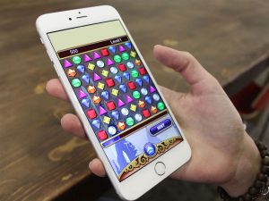 игры три в ряд без интернета
