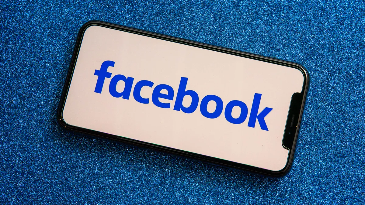 удаление страницы Facebook