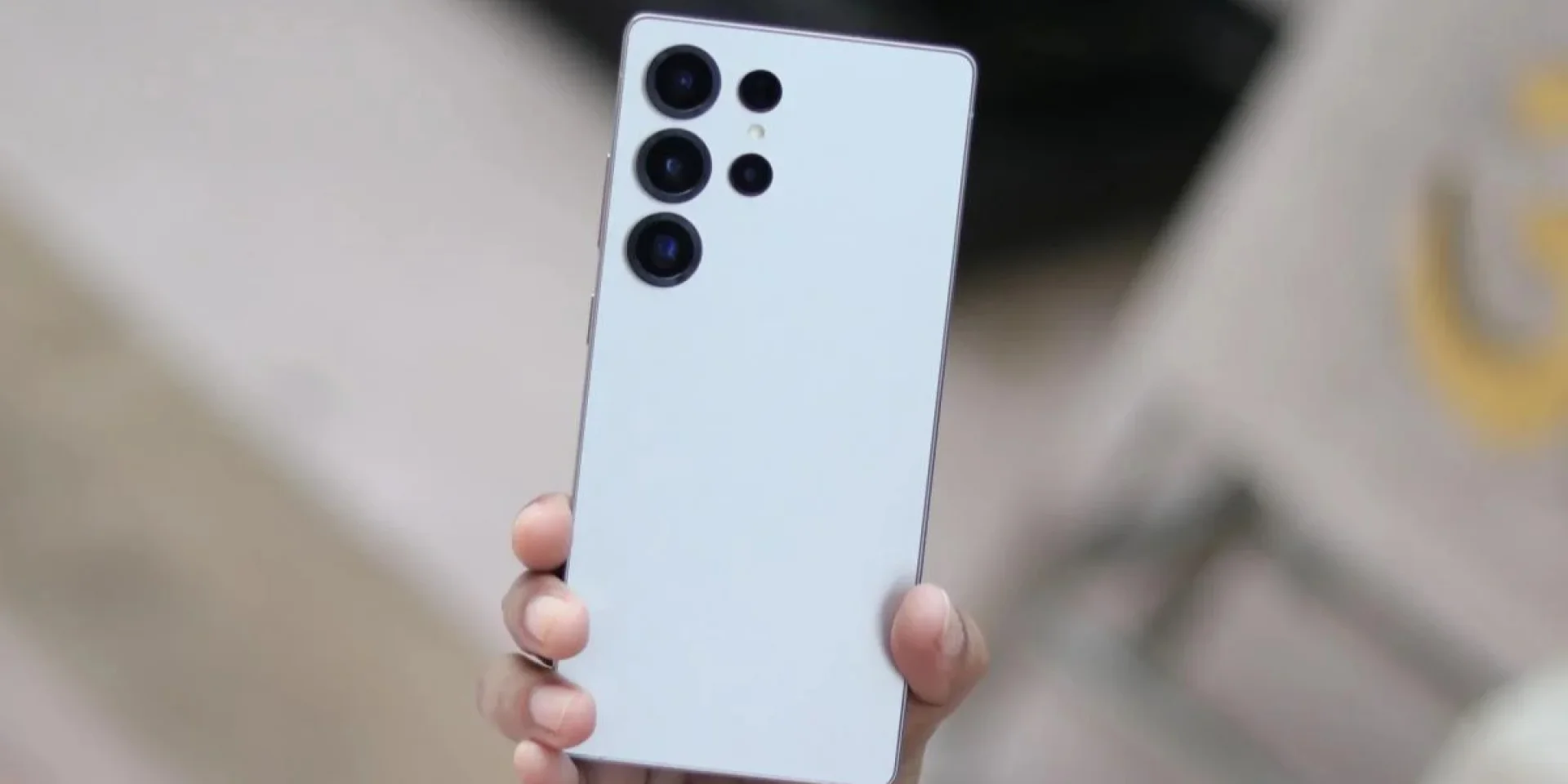 Galaxy S26 Ultra "горячий": Samsung разбирается с жалобами на красные экраны.