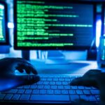 Японские компании под прицелом: хакеры атакуют, под угрозой данные миллионов.