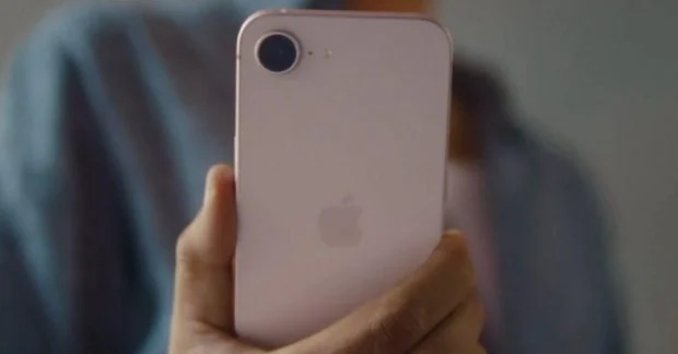 Рассекречен iPhone 2027: Бюджетный прорыв доступен уже в начале года.