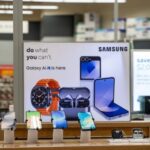 Рынок смартфонов в обвале: продажи на 14-летнем минимуме, лишь два гиганта в плюсе.