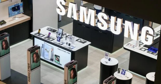Samsung в красной зоне: производство смартфонов урезано на треть, прибыли нет.
